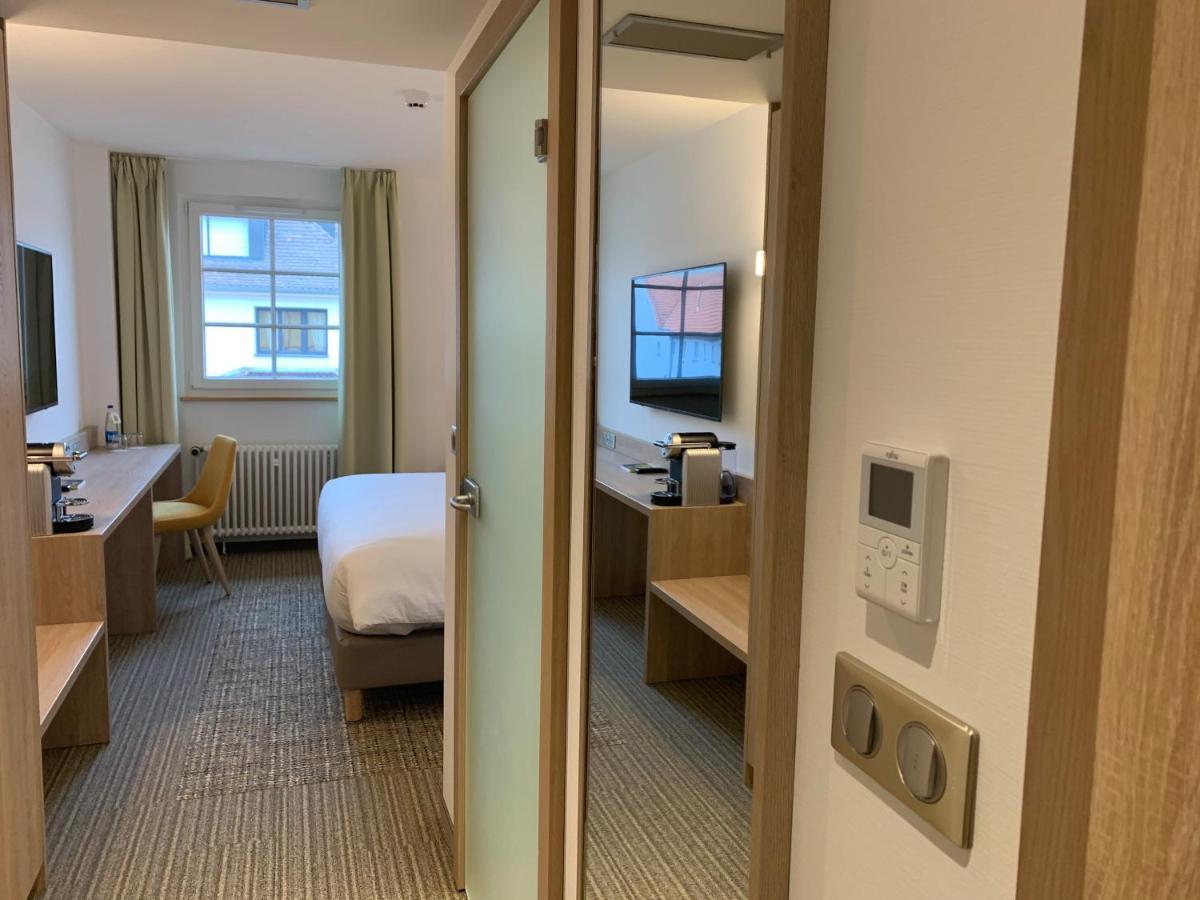 Hotel Restaurant Au Boeuf ブラエスハイム エクステリア 写真
